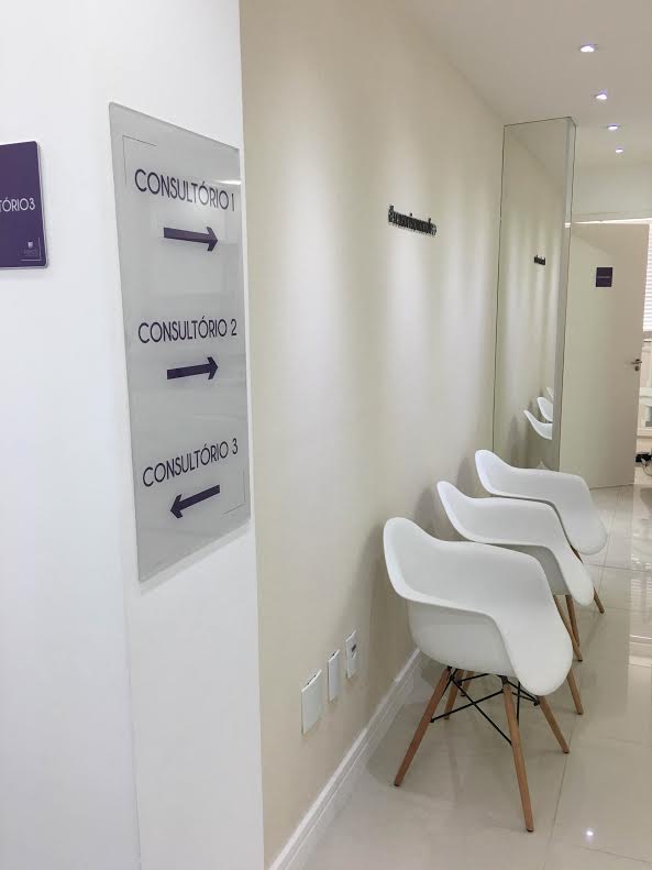 Corredor de espera da clínica