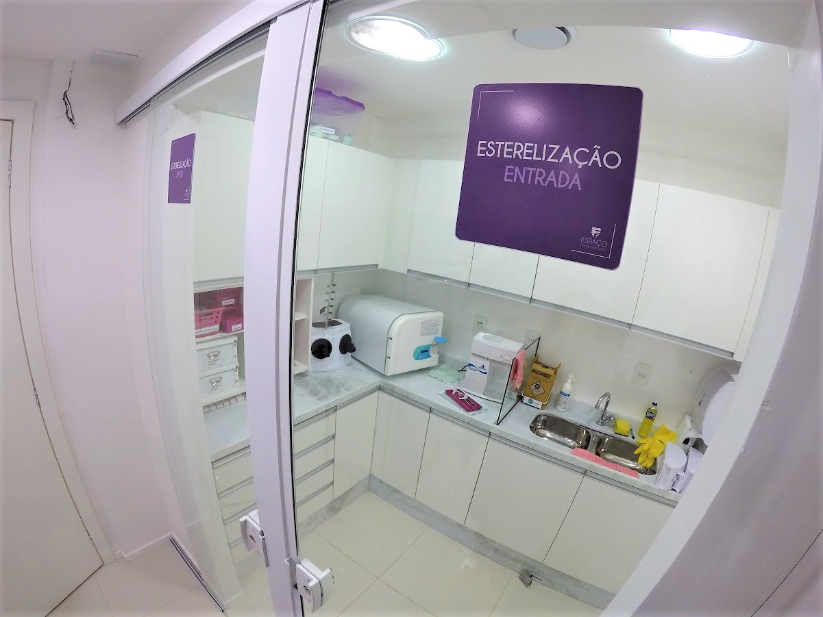 Área de esterilização da clínica